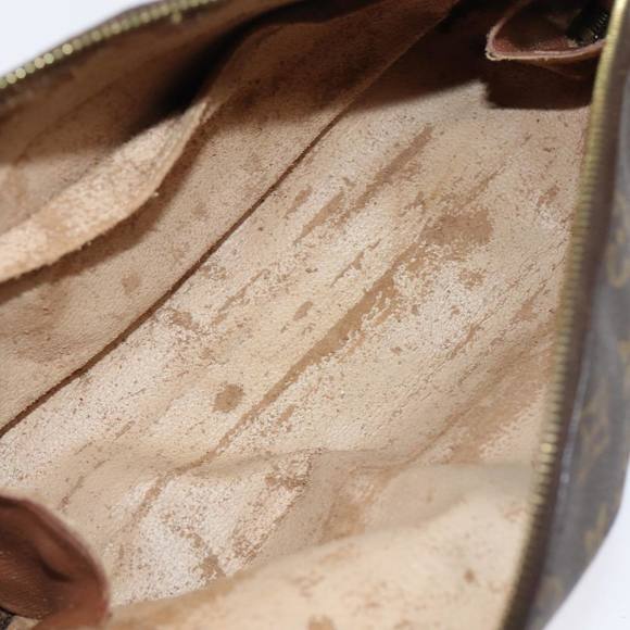 LOUIS VUITTON Monogram Trousse Demi Ronde Cosmetic Pouch M47520 LV Auth 82041 - Picture 10 of 16